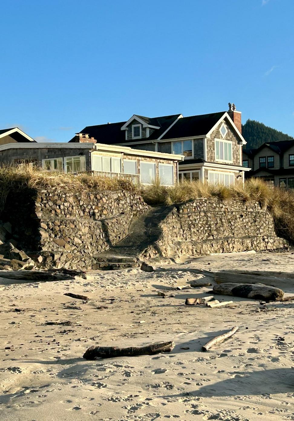 Lighthouse Point Estate